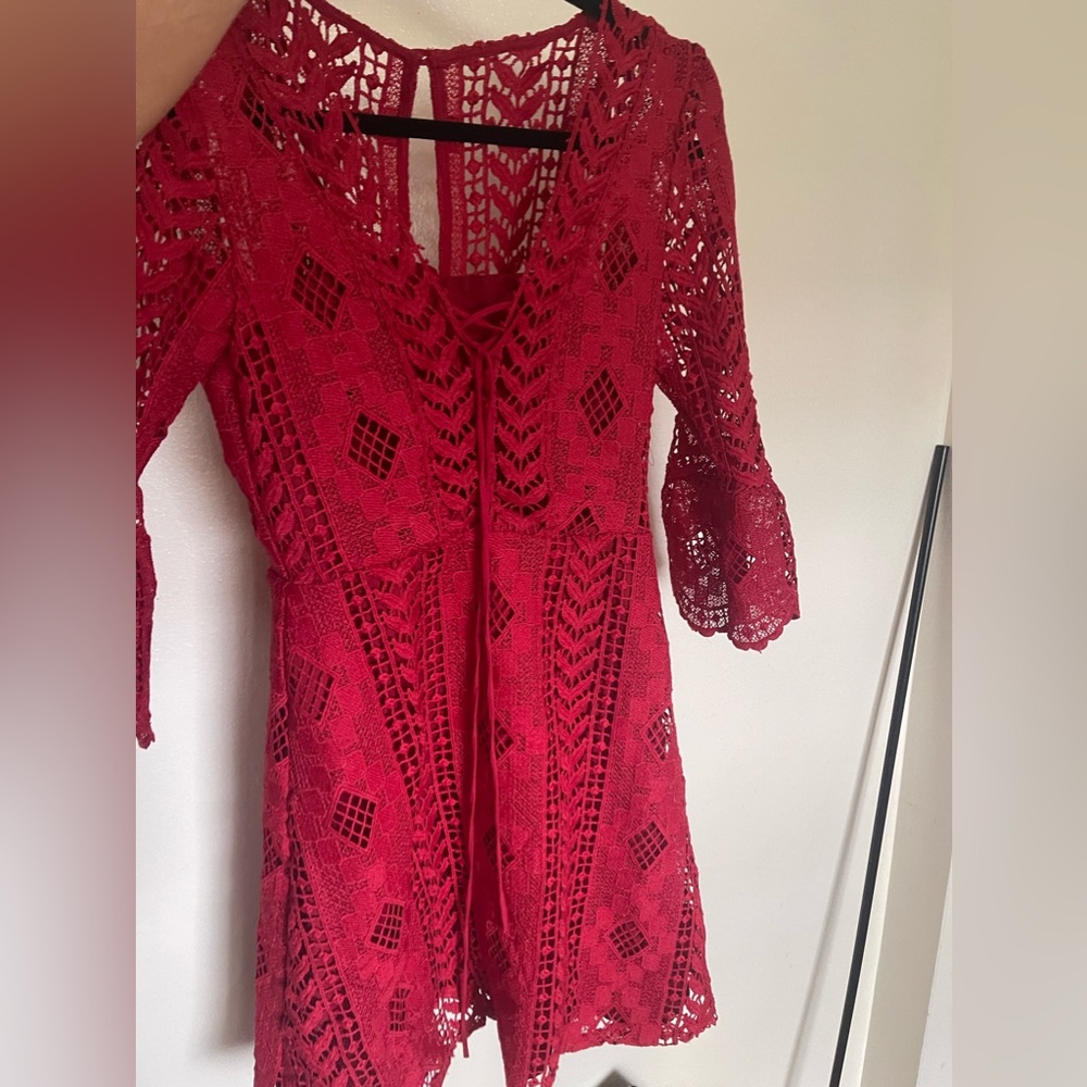 Gianni Bini red lace tie detail dress